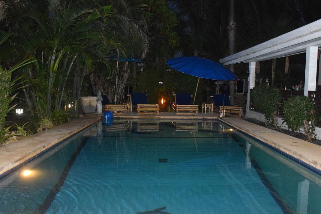Sanuk Bungalows Rawai Exterior photo